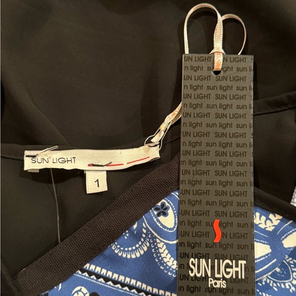 NWT Sun Light Paris blouse. Blue and Black. Large - Picture 6 of 8